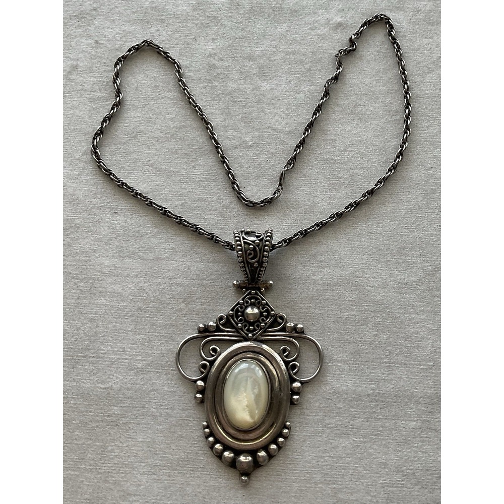 BA 925 Indonesia Sterling Silver MOP Ornate Pendant Necklace Vintage Estate